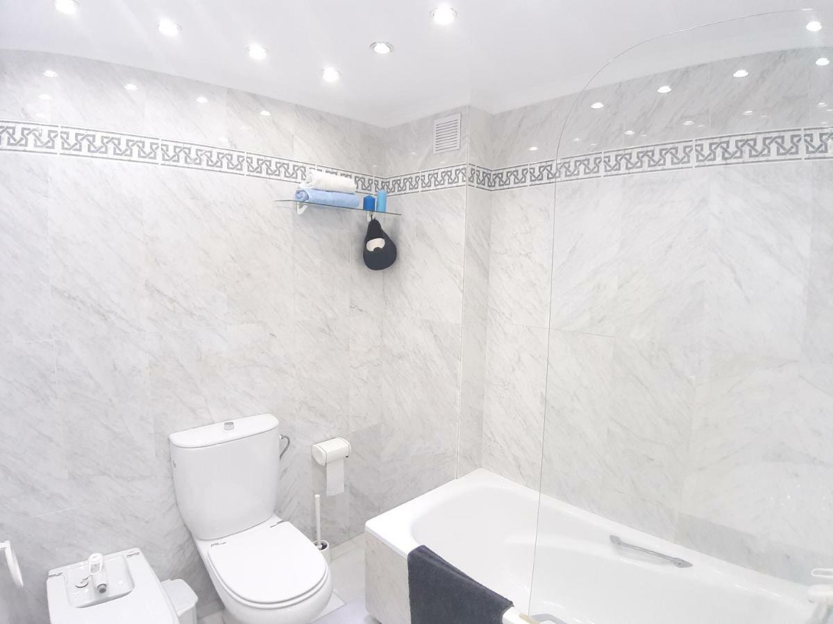 Spacious Beach Flat In Fuengirola - Los Boliches Exterior photo